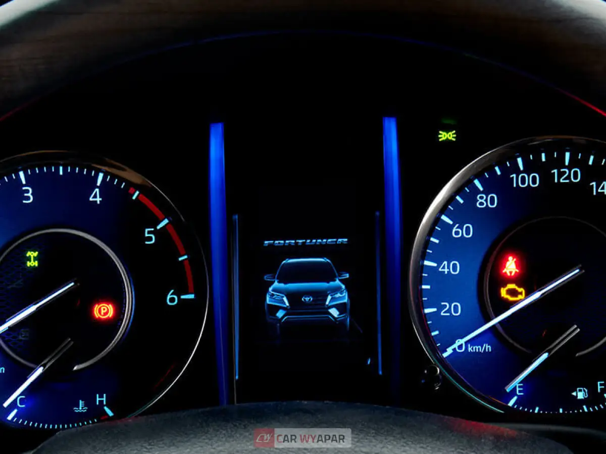 Toyota Fortuner Legender Top Feature